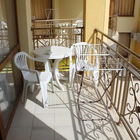 Appartamento Family In Siana